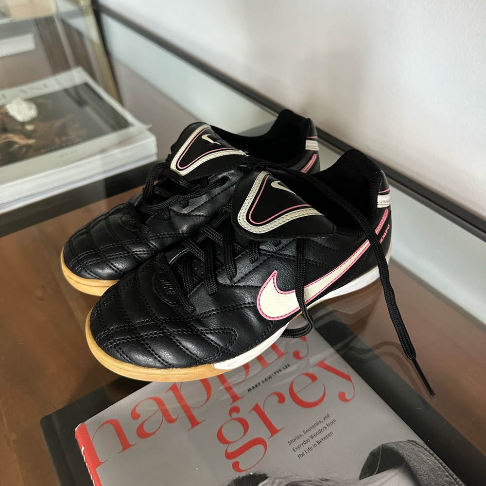 Nike Tiempo Fold-Over Tongue Sneaker Indoor Soccer